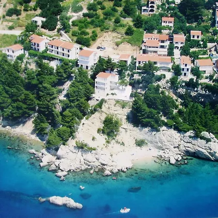 Derek Guest house 3*